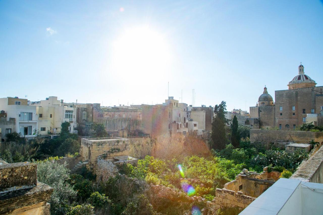 Sqaq Numru 1 Accomodation Hotel Rabat Buitenkant foto